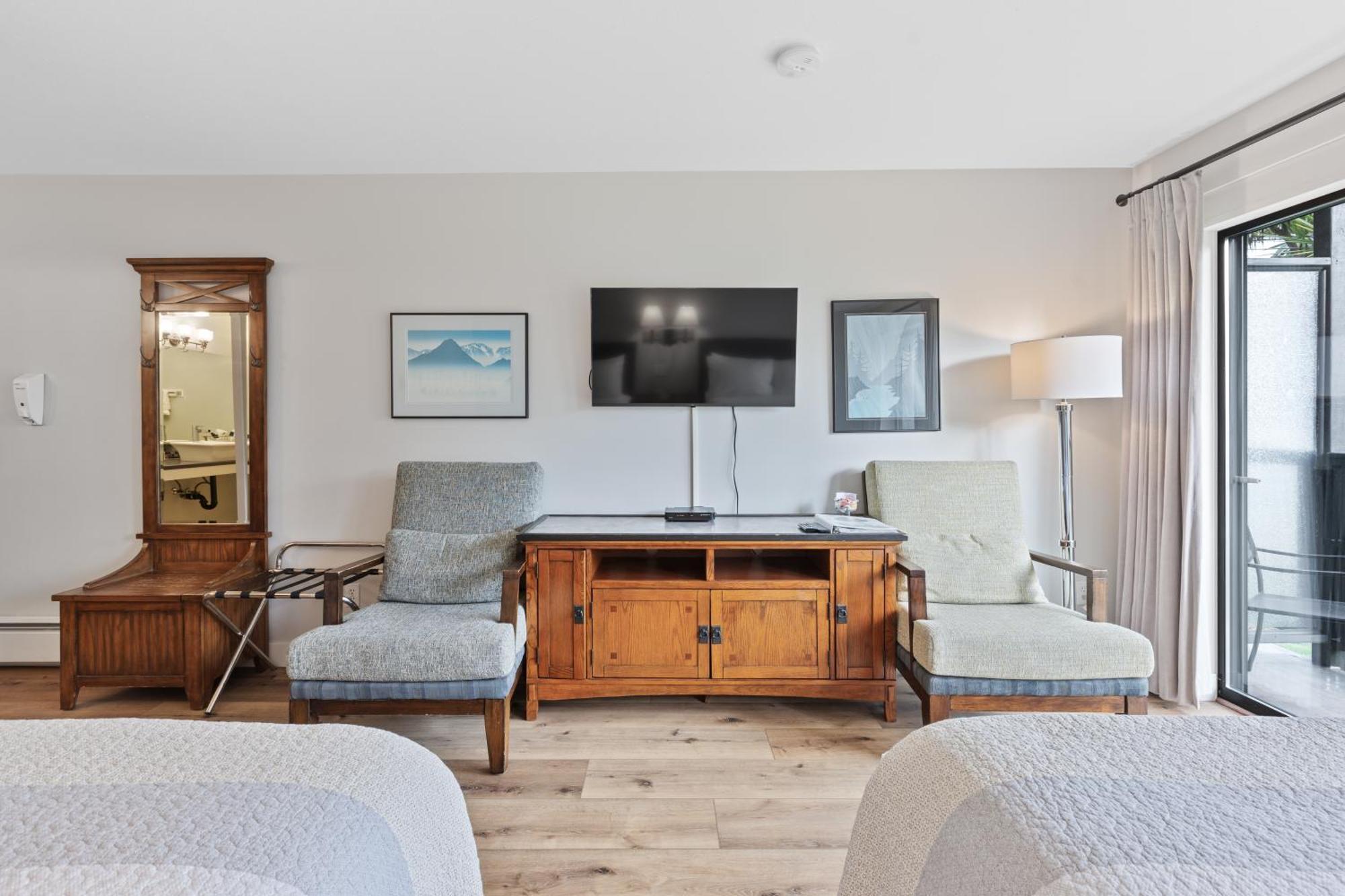 Tofino Motel Harbourview Екстериор снимка