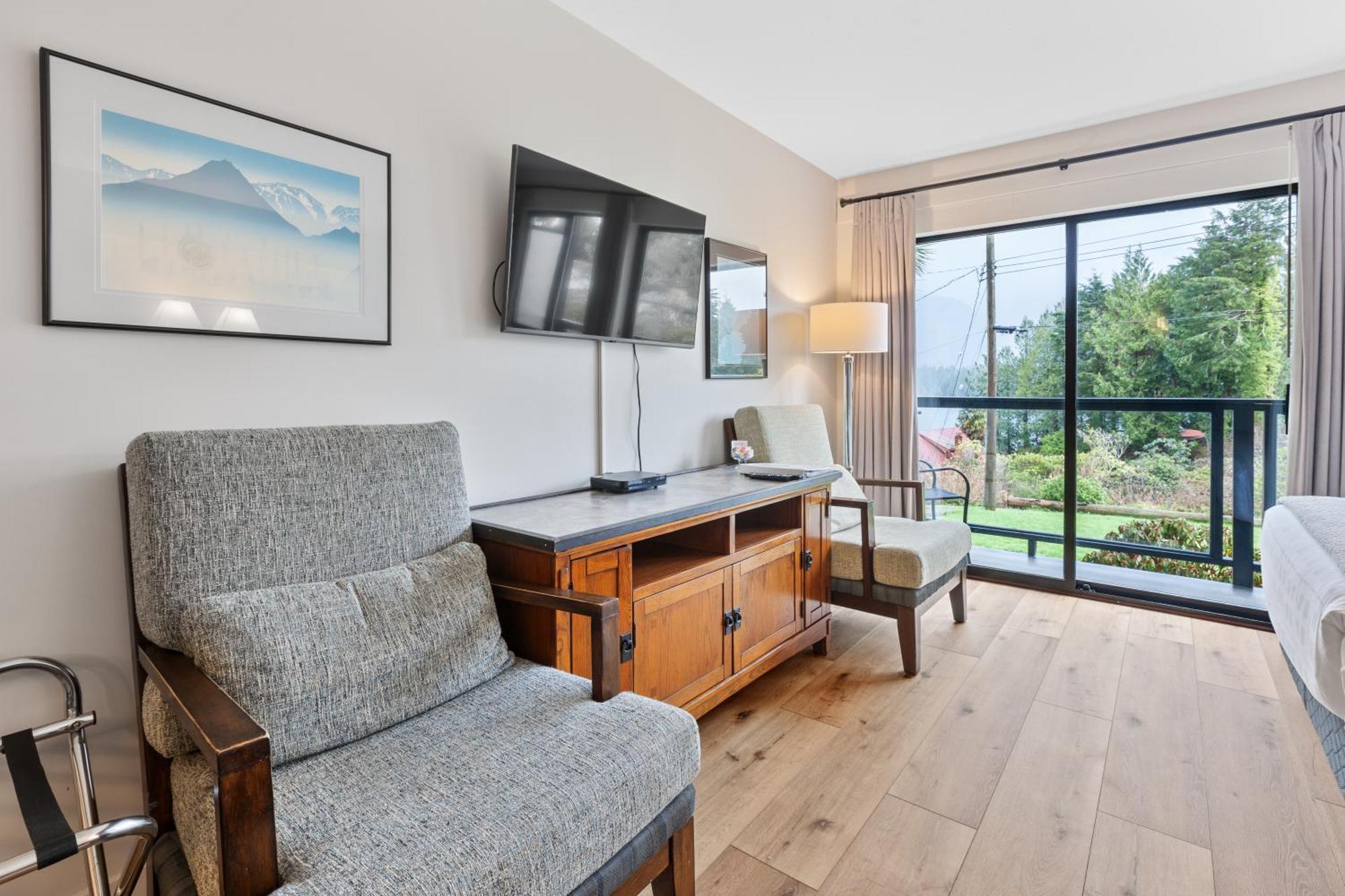 Tofino Motel Harbourview Екстериор снимка
